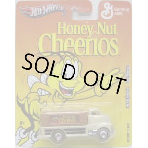 画像: 2011 NOSTALGIC BRANDS - GENERAL MILLS 【'51 GMC C.O.E.】　BEIGE/RR (HONEY NUT CHEERIOS)