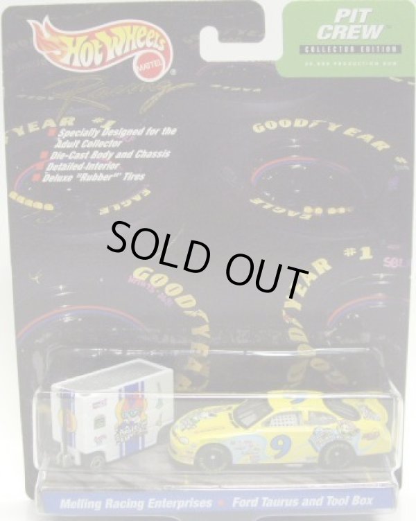 画像1: 2000 HOT WHEELS RACING PIT CREW 【#9 TEAM CARTOON NETWORK MELLING RACING ENTERPRISES/FORD TAURUS and TOOL BOX】　YELLOW/RR(台紙中央に値札用フックの穴跡あり）