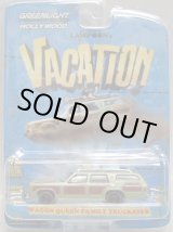 画像: 2016 GREENLIGHT HOLLYWOOD SERIES 13 【1979 WAGON QUEEN FAMILY TRUCKSTER (BLACK WHEELS)】 LT.GREEN/RR (NATIONAL LAMPOON's VACATION) 