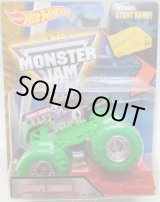 画像: 2016 MONSTER JAM includes STUNT RAMP! 【GRAVE DIGGER】 BLACK (COLOR TREADS)