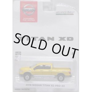 画像: 2018 GREENLIGHT NISSAN DEALER EXCLUSIVE 【2018 NISSAN TITAN XD PRO-4X】YELLOW/RR