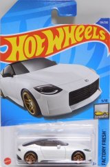 画像: 【NISSAN Z PROTO】WHITE/PR5 (NEW CAST)