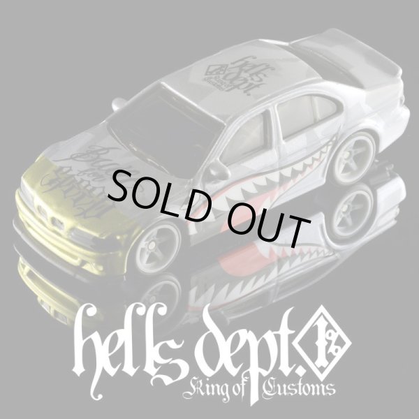 画像1: HELLS DEPT 2024 - DOUBLE LOSER[S] 【Sharkmouth BMW M5 (カスタム完成品）】SILVER/RR （送料サービス適用外）