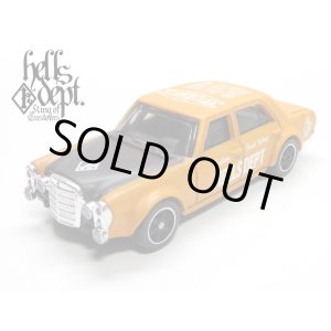 画像: HELLS DEPT 2024 - カツヌマ製作所 【MERCEDES-BENZ 300SEL 6.8 AMG (カスタム完成品）】RUST CAMEL YELLOW/RR （送料サービス適用外）