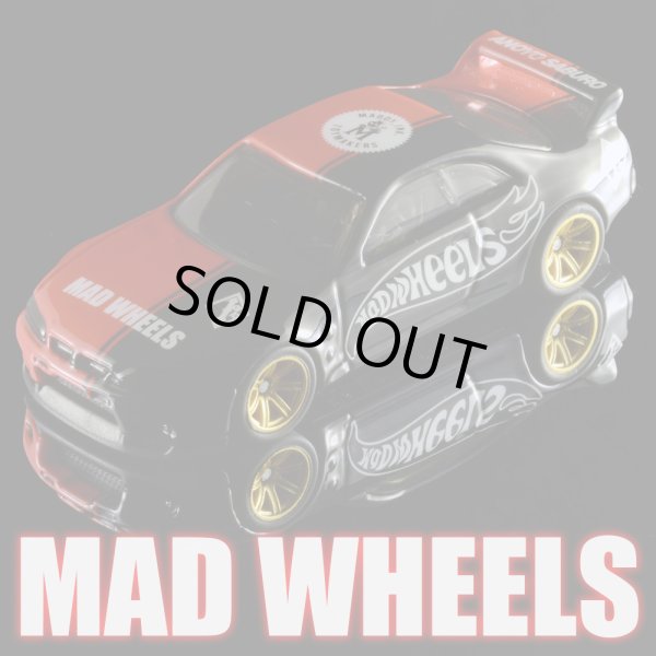 画像1: MAD WHEELS (マッドホイール） 【T〇MICA NISSAN GT-R (カスタム完成品）】RED-BLACK/RR (送料サービス適用外) 