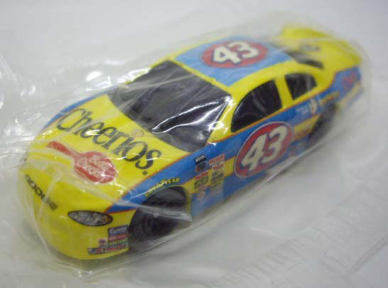 画像: 2004 GENERAL MILLS PROMO　【2001 DODGE INTREPID STOCK CAR】　YELLOW/7SP