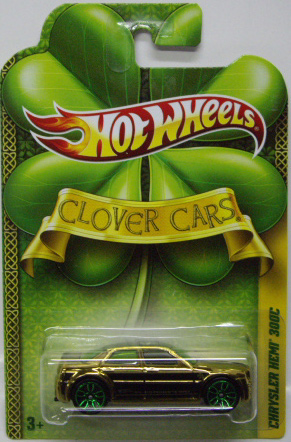 画像: 2010 WALMART EXCLUSIVE CLOVER CARS 【CHRYSLER HEMI 300C】　GOLD/J5