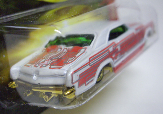 画像: 2011 WALMART EXCLUSIVE HOLIDAY HOT RODS 【'64 BUICK RIVIERA】　WHITE/LACE