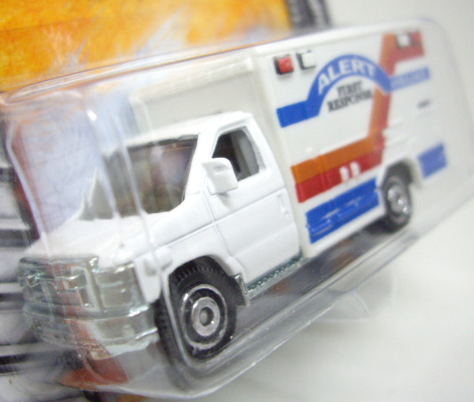 画像: 2011 【'08 FORD E-350 AMBULANCE】 WHITE (2012 CARD)