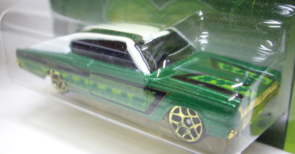 画像: 2012 WALMART EXCLUSIVE CLOVER CARS 【'67 DODGE CHARGER】　GREEN-WHITE/5Y