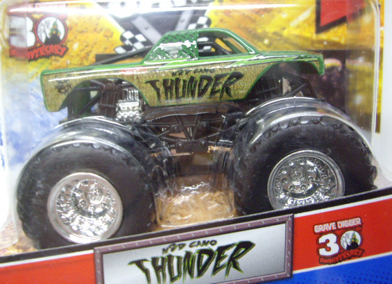 画像: 2012 MONSTER JAM INSIDE TOPPS 【M2D CAMO THUNDER】 GREEN