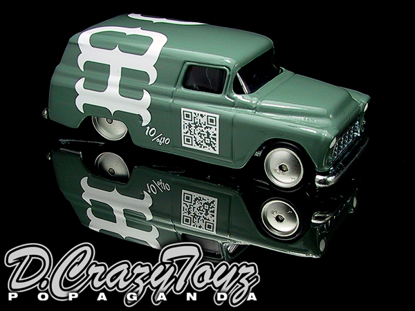 画像: PRE-ORDER HELLS DEPT 2012 【'55 CHEVY PANEL & BIKE or SCOOTER "Mushroom cloud"（完成品）】  WHITE METAL MADE　（送料サービス適用外） (近日入荷予定）