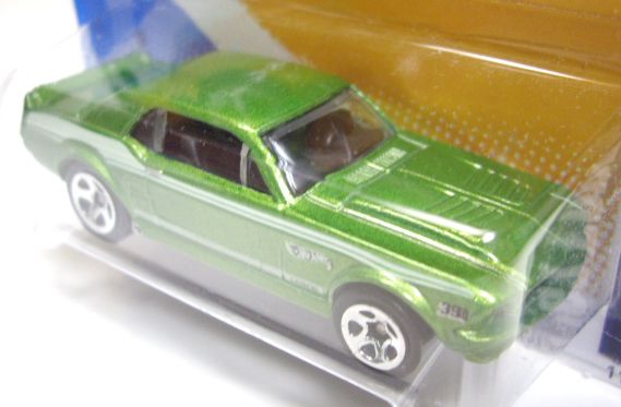 画像: 【'67 FORD MUSTANG COUPE】　MET.DK.GREEN/5SP  (WALMART EXCLUSIVE COLOR)