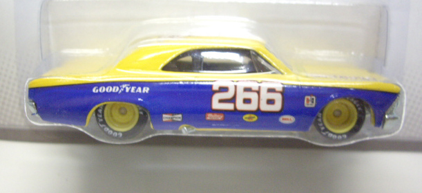 画像: 2012 HW RACING - STOCK CAR 【'66 CHEVY CHEVELLE】 YELLOW-BLUE/RR 