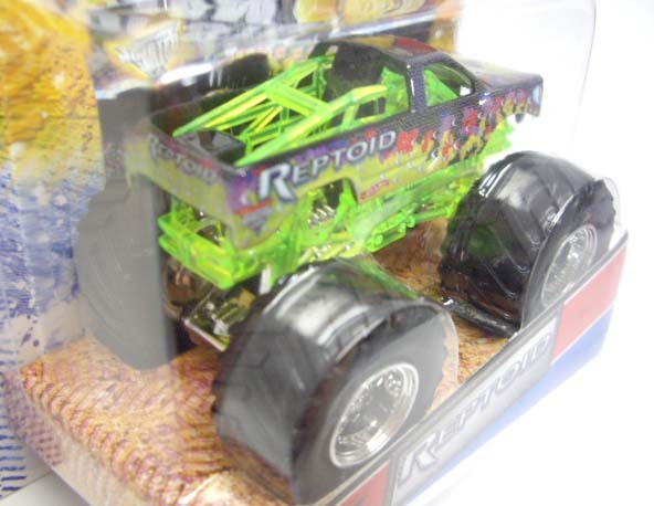 画像: 2012 MONSTER JAM INSIDE TOPPS 【REPTOID】 DK.GRAY (EDGE GLOW)