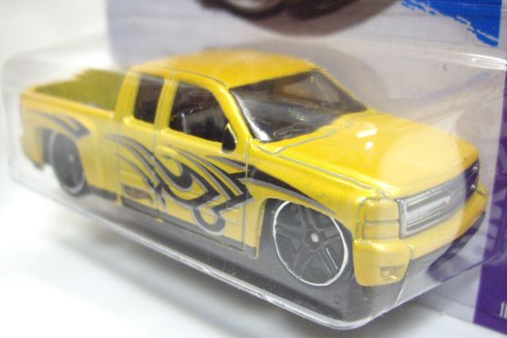 画像: 【CHEVY SILVERADO】　YELLOW/PR5