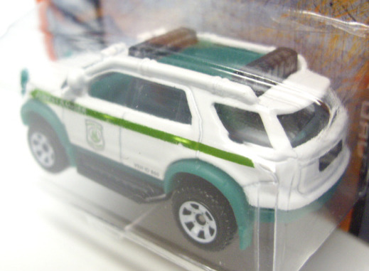 画像: 2013 【FORD EXPLORER】 WHITE-GREEN