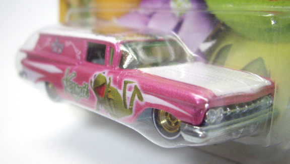 画像: 2013 POP CULTURE - THE MUPPETS 【'59 CHEVY DELIVERY】 PINK-WHITE/RR (MISS PIGGY)