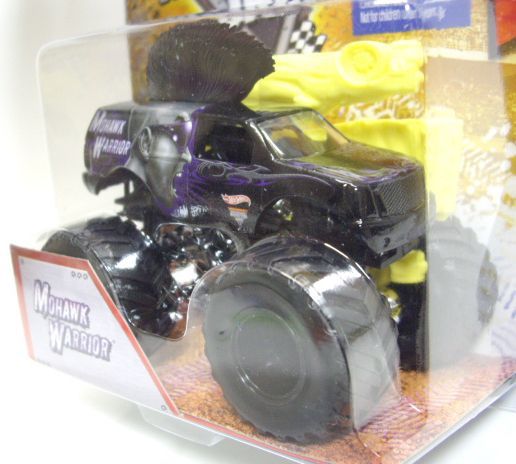 画像: 2013 MONSTER JAM included CRUCHABLE CAR! 【MOHAWK WARRIOR】 BLACK