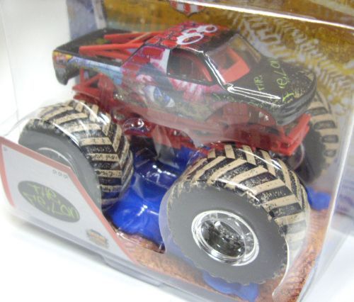 画像: 2013 MONSTER JAM included CRUCHABLE CAR! 【THE FELON】 BLACK (MWD TRUCKS)