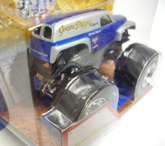 画像: 2013 MONSTER JAM included CRUCHABLE CAR! 【GRAVE DIGGER THE LEGEND】 SILVER-BLUE