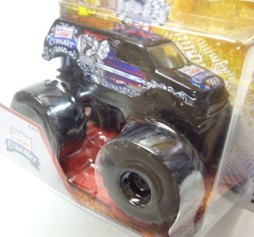 画像: 2013 MONSTER JAM included CRUCHABLE CAR! 【LUCAS CRUSADER】 BLACK