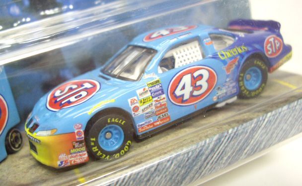 画像: 2000 HOT WHEELS RACING PIT CREW 【#43 TEAM STP/PONTIAC GRAND PRIX and TOOL BOX】　LT.BLUE/RR