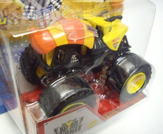 画像: 2013 MONSTER JAM included CRUCHABLE CAR! 【NITRO HORNET】 YELLOW (1ST EDITIONS)