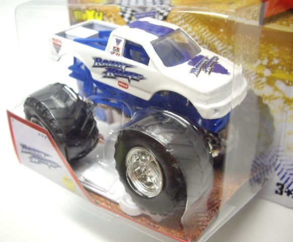 画像: 2013 MONSTER JAM included CRUCHABLE CAR! 【RAZIN KANE】 WHITE (1ST EDITIONS)