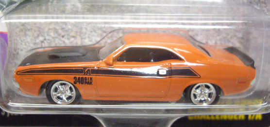 画像: 1998 JOHNNY LIGHTNING - MUSCLE CARS USA 【1970 DODGE CHALLENGER T/A】　ORANGE