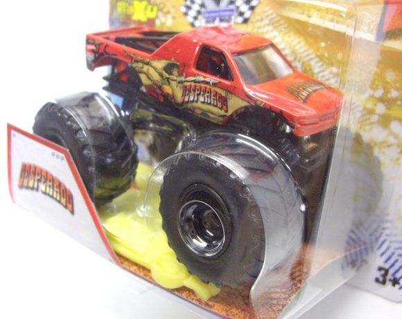 画像: 2013 MONSTER JAM included CRUCHABLE CAR! 【DESPERADO】 RED