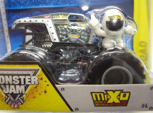 画像: 2014 MONSTER JAM included MONSTER JAM FIGURE! 【MAX-D】 SILVER