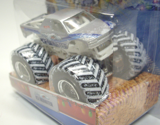 画像: 2013 MONSTER JAM - SPECIAL HOLIDAY EDITION! 【ICE MONSTER】 SILVER