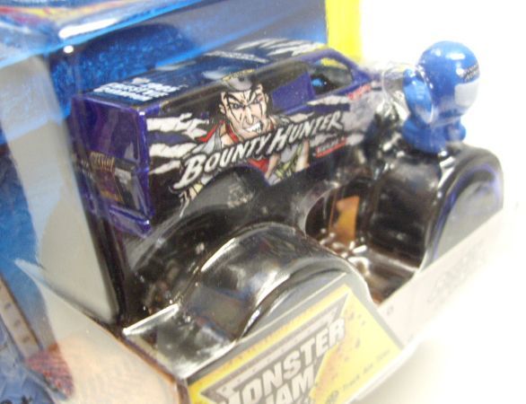 画像: 2014 MONSTER JAM included MONSTER JAM FIGURE! 【BOUNTY HUNTER】 BLUE (TRACK ACE TIRES)