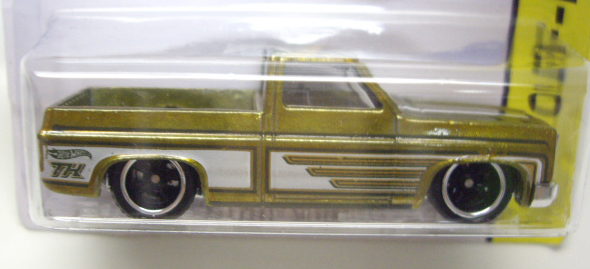 画像: 2014 SUPER TREASURE HUNTS 【'83 CHEVY SILVERADO】　SPEC.YELLOW/RR