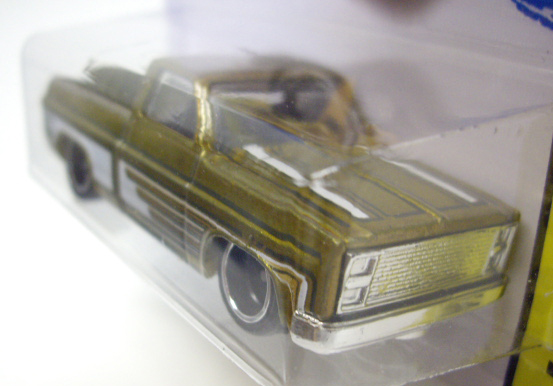 画像: 2014 SUPER TREASURE HUNTS 【'83 CHEVY SILVERADO】　SPEC.YELLOW/RR