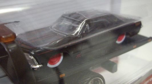 画像: 2014 MAISTO - ALL STARS ELITE TRANSPORT 【INTERNATIONAL DURASTAR FLATBED/1965 BUICK RIVIERA】 