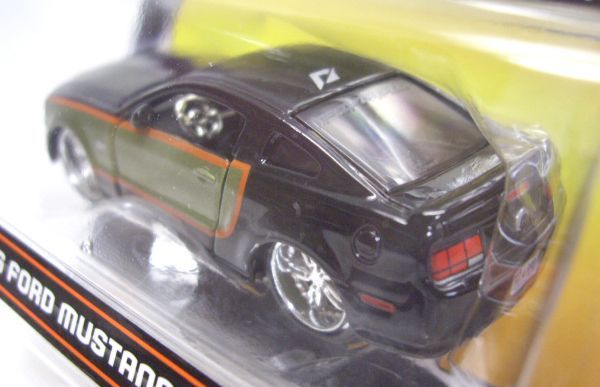 画像: 2009 MAISTO - NEED FOR SPEED UNDERCOVER 【2006 FORD MUSTANG】 BLACK/RR