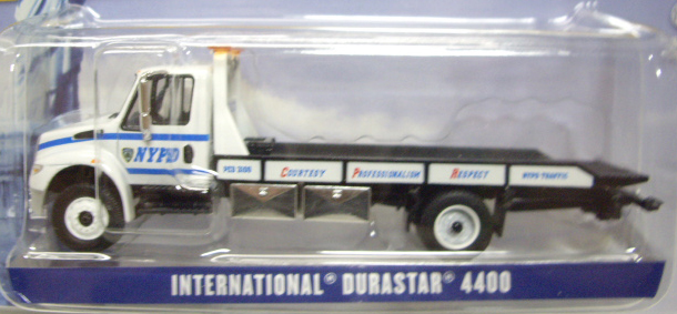 画像: 2014 GREENLIGHT - NYPD 【INTERNATIONAL DURASTAR 4400 (FLATBED)】 WHITE/RR