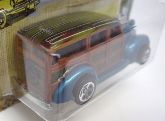 画像: 2012 WALMART EXCLUSIVE "CARS OF THE DECADES" 【'40S WOODIE】 AQUA/5SP