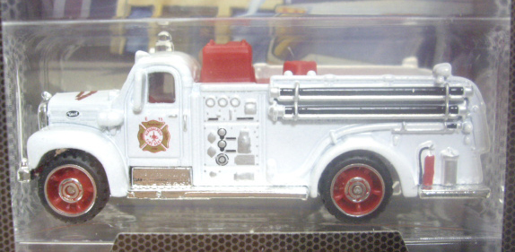 画像: 2015 MATCHBOX "SUPREME HERO" 【'63 MACK B MODEL】 WHITE