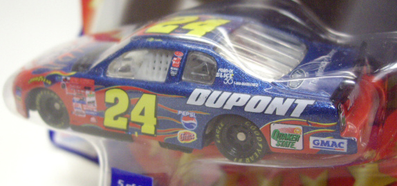 画像: 2001 ACTION - NASCAR WINNER'S CIRCLE 【"#24 DU PONT" CHEVY MONTE CARLO】　RED-BLUE (LIFETIME)