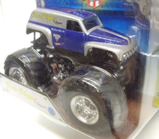 画像: 2015 MONSTER JAM includes SNAP-ON BATTLE SLAMMER! 【GRAVE DIGGER THE LEGEND】 SILVER-BLUE (2015 NEW LOOK!)