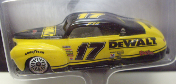 画像: 2001 HOT WHEELS RACING 【#17 TEAM DE WALT TAIL DRAGGER】 YELLOW-BLACK/LACE