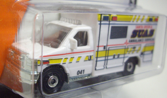 画像: 2015 【FORD E-350 AMBULANCE】 WHITE