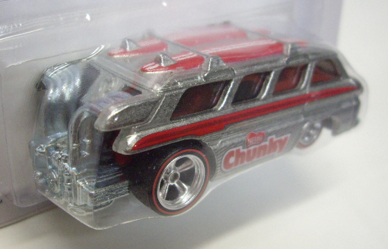 画像: 2016 POP CULTURE - NESTLE 【CUSTOM CHEVY GREENBRIER SPORTS WAGON】 ZAMAC/RR