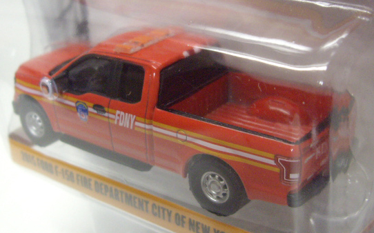 画像: 2016 GREENLIGHT HOBBY EXCLUSIVE 【2015 FORD F-150 FIRE DEPERTMENT CITY OF NEW YORK (FDNY)】 RED/RR