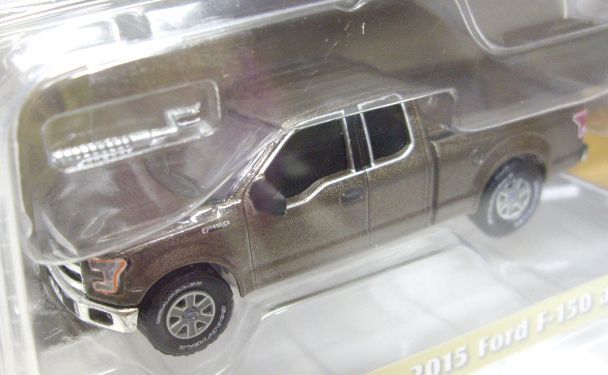 画像: 2016 GREENLIGHT - HITCH & TOW S5 【2015 FORD F-150 AND FLATBED TRAILER】 DK.BROWN/RR