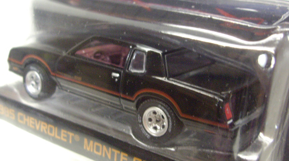 画像: 2016 GREENLIGHT HOBBY EXCLUSIVE 【1985 CHEVROLET MONTE CARLO SS】 BLACK/RR