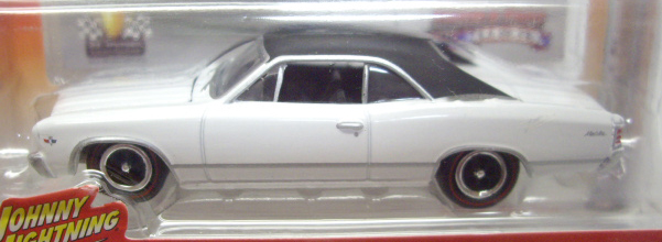 画像: 2016 JOHNNY LIGHTNING - MUSCLE CARS USA S1 【1967 CHEVY CHEVELLE MALIBU】 WHITE/RR　